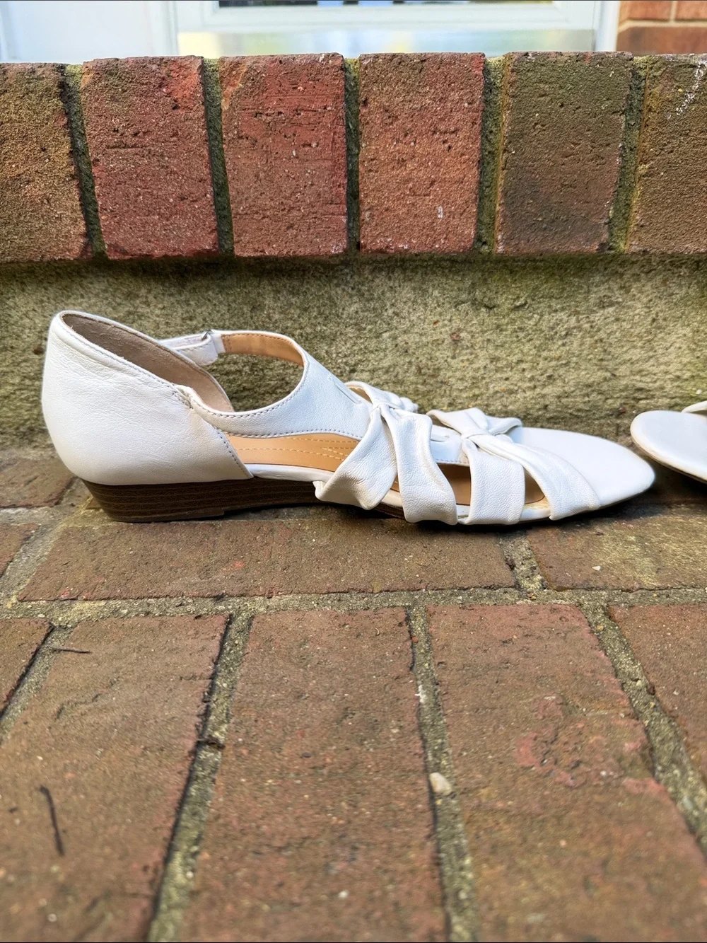 Naturalizer White Bow Detail Women's Sandals